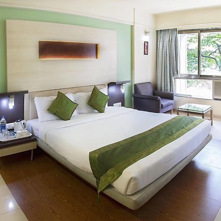 Treebo Archana Residency Hotell Thane Exteriör bild